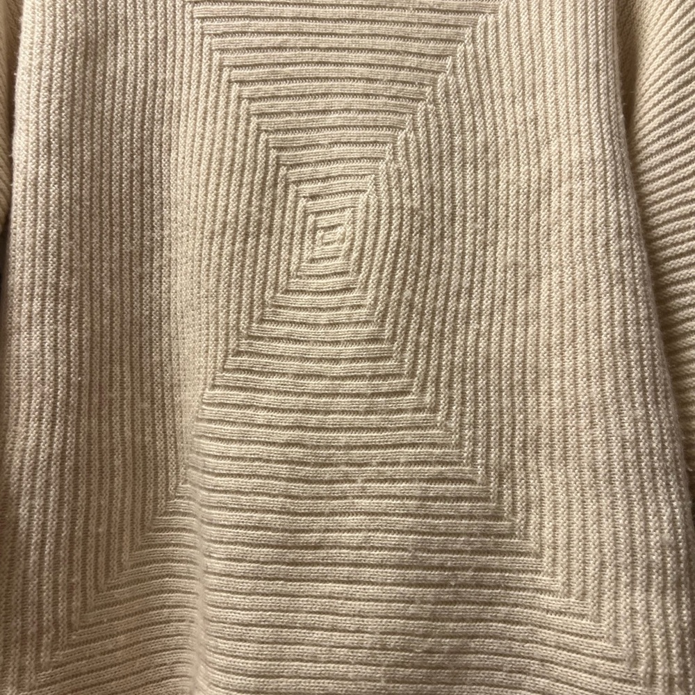 Uniqlo x Lemaire cream sweater - Picture 5 of 6